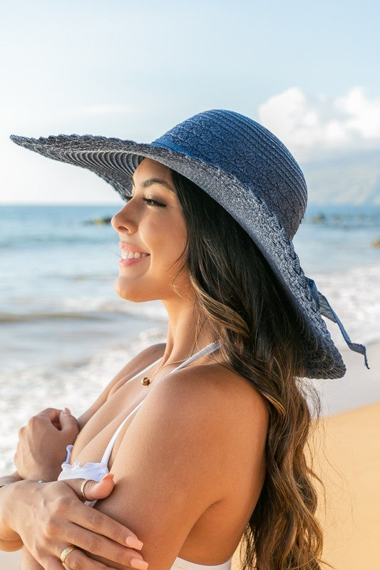 Scallop Edge Bow Accent Sunhat