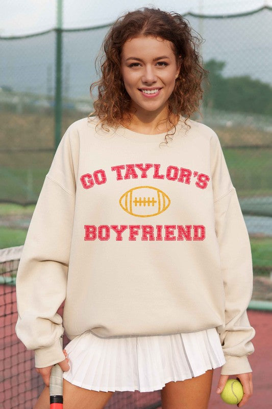 GO TAYLORS BOYFRIEND OVERSIZED GRAPHIC SWEATSHIRT