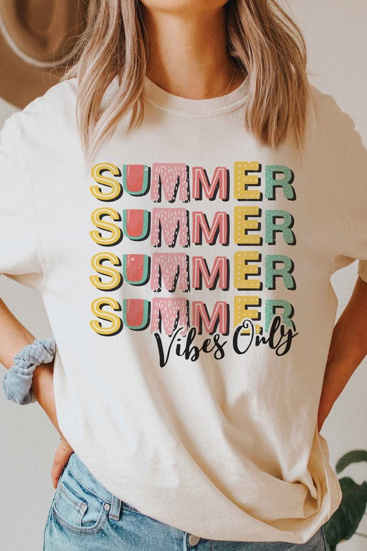 SUMMER VIBES ONLY Graphic Tee