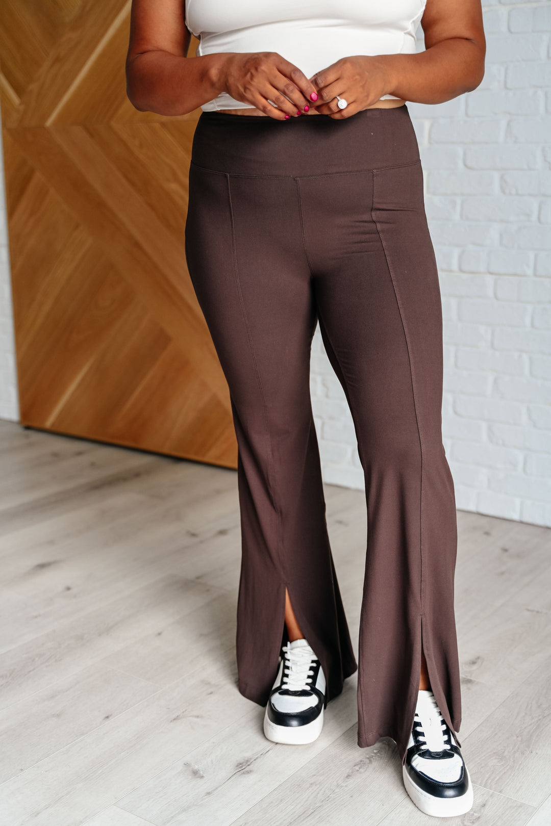 Stamina Stride Flare Leggings in Espresso