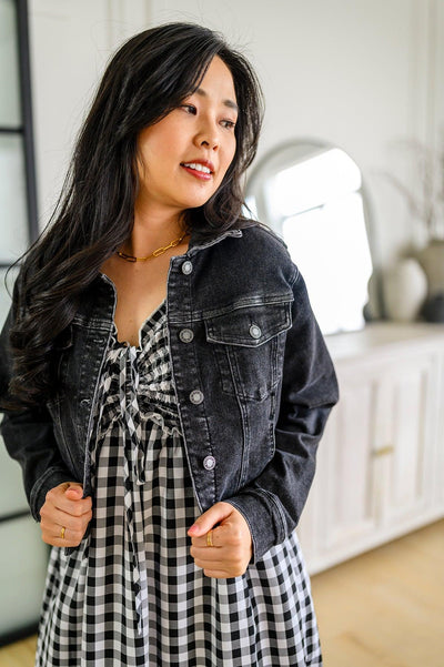 Charlie Cropped Denim Jacket - KASH'S BOUTIQUE