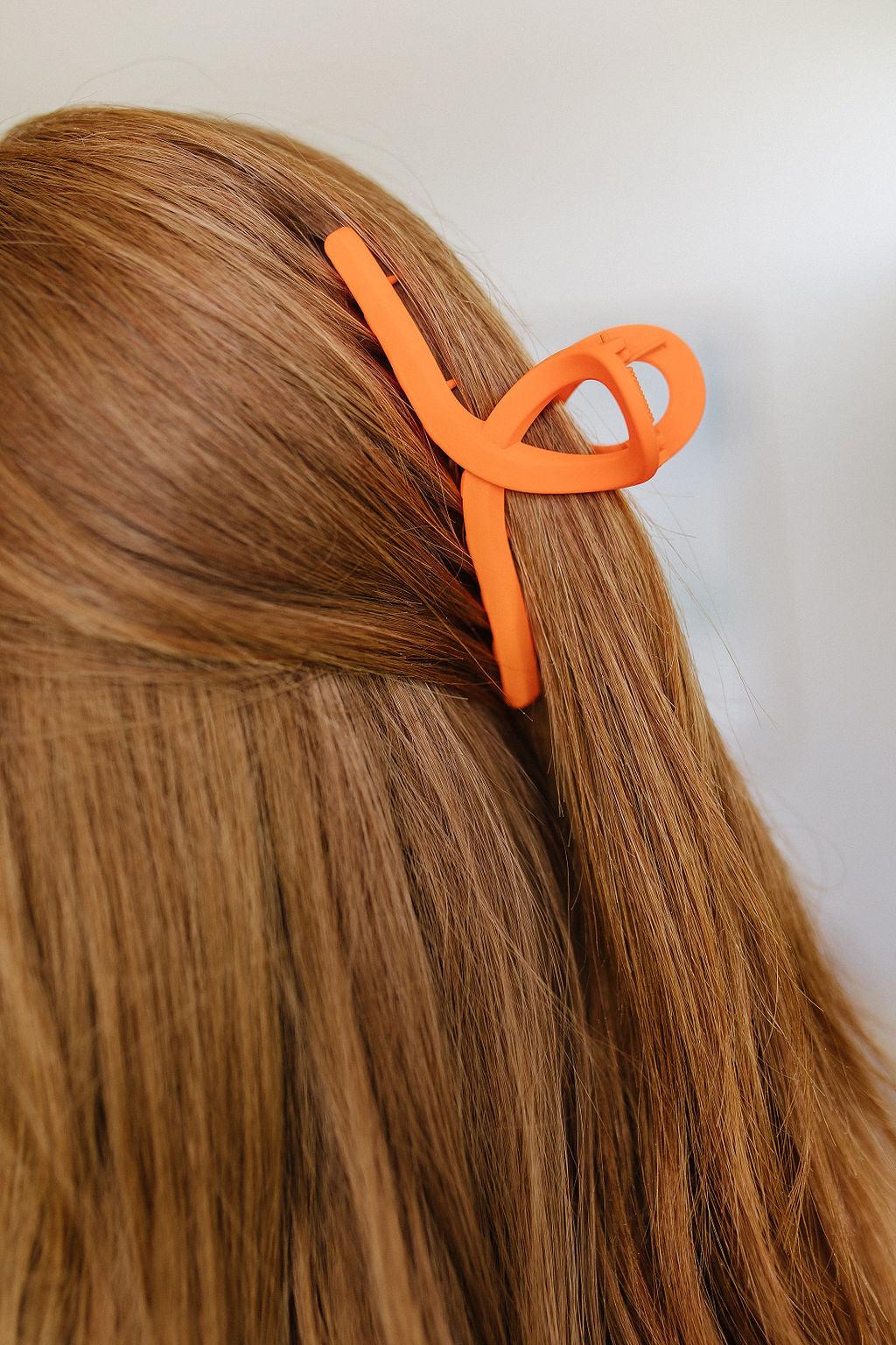 Claw Clip Set of 4 in Orange - Kash's Boutique