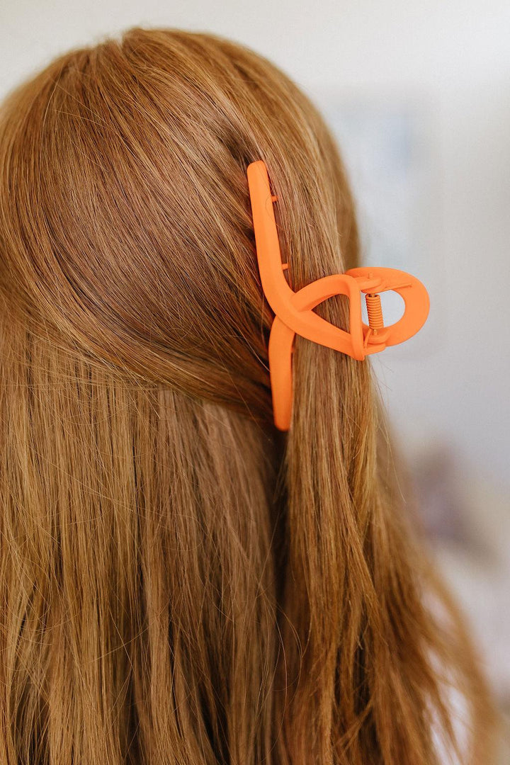 Claw Clip Set of 4 in Orange - Kash's Boutique