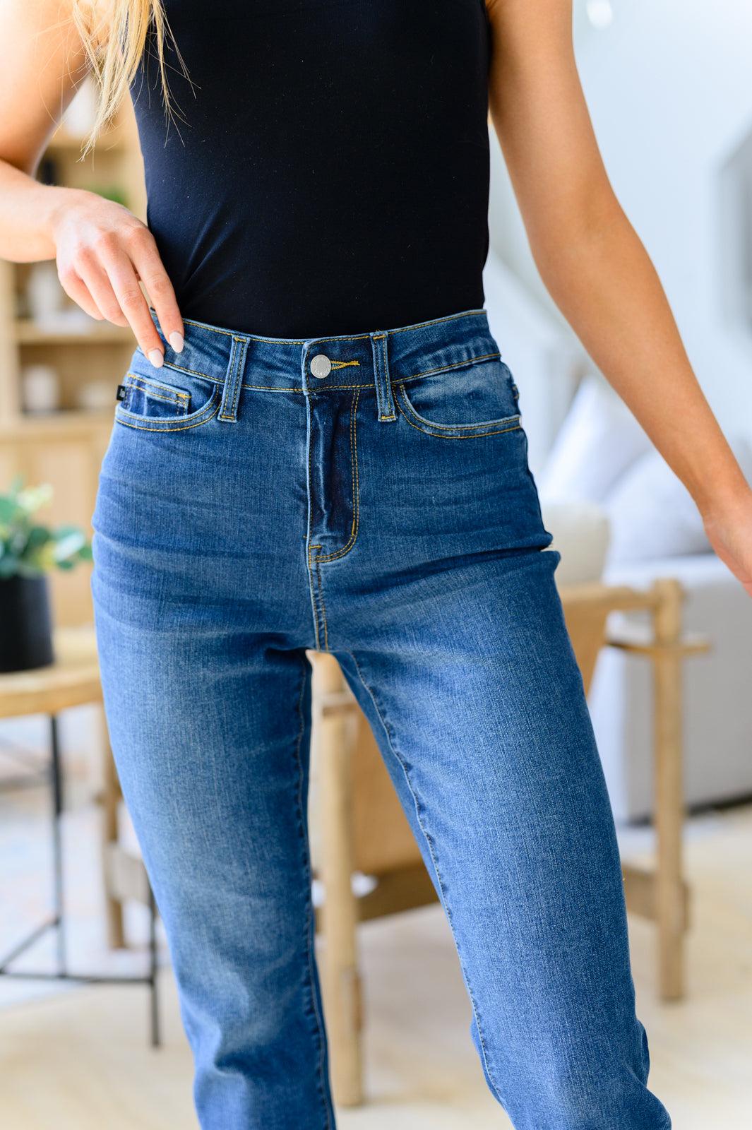 Downtown High Rise Boyfriend Jeans - KASH'S BOUTIQUE