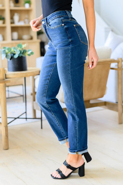 Downtown High Rise Boyfriend Jeans - KASH'S BOUTIQUE