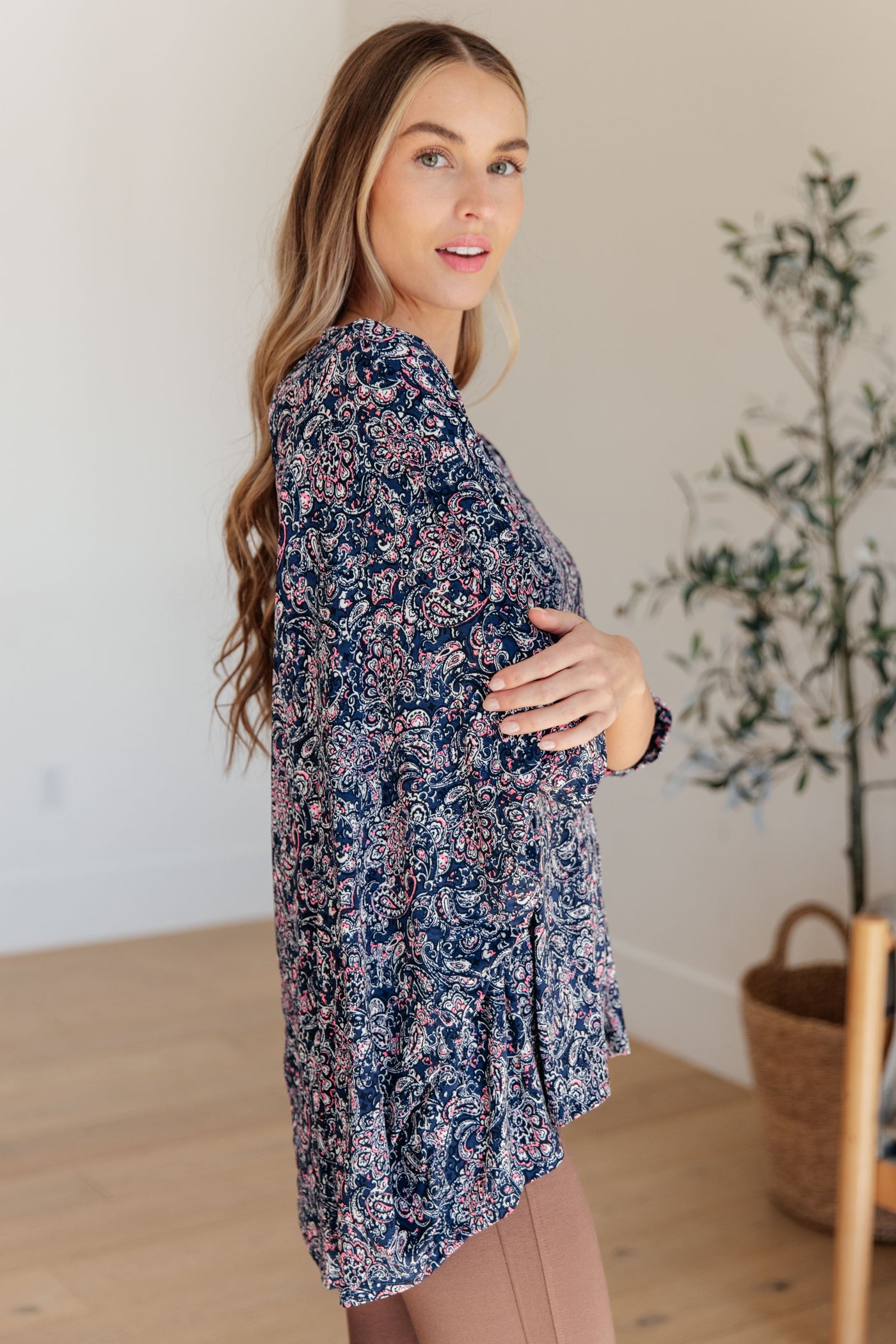 Essential Blouse in Navy Paisley