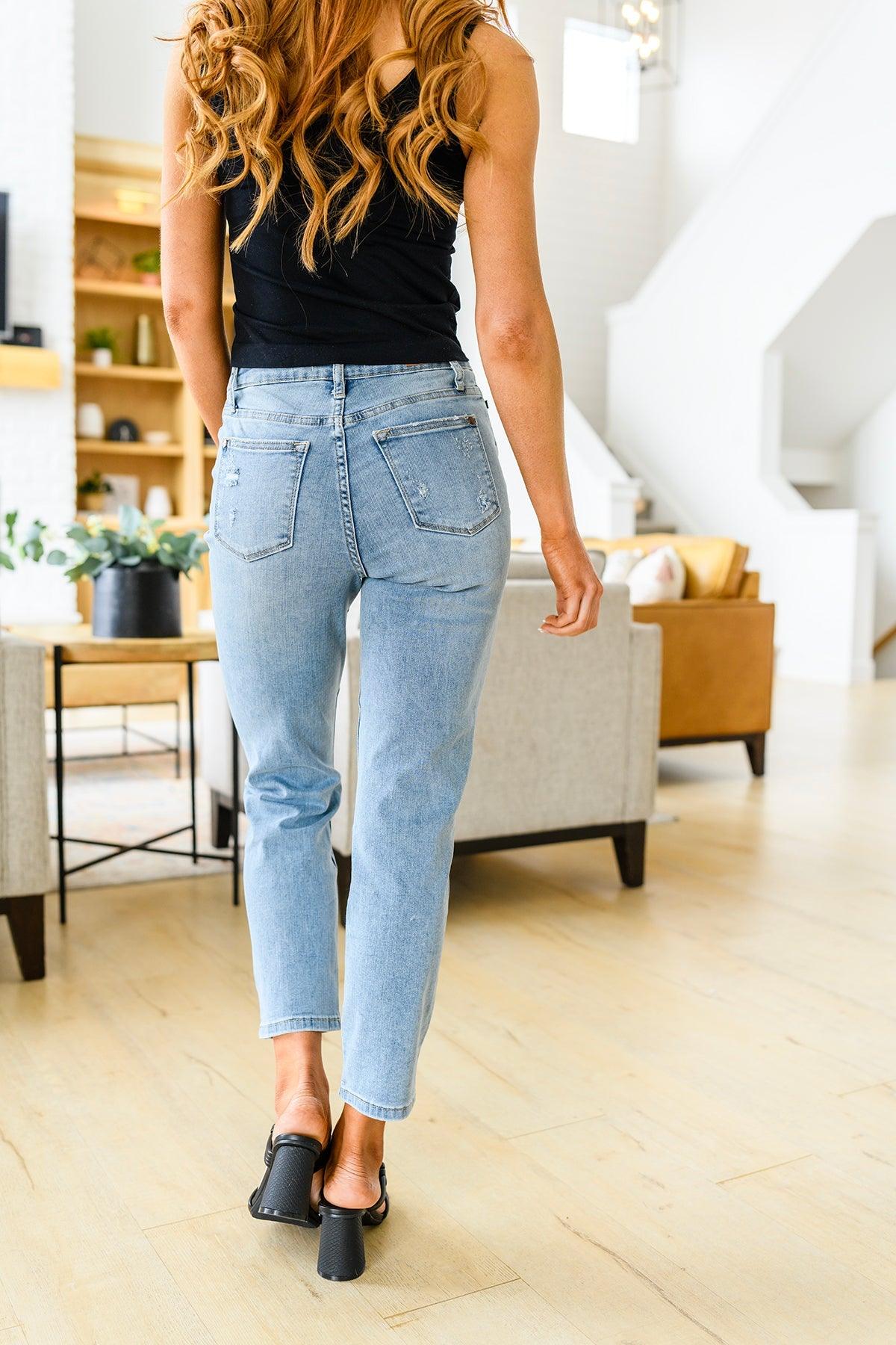 Florence High Waist Destroyed Boyfriend Jeans - KASH'S BOUTIQUE