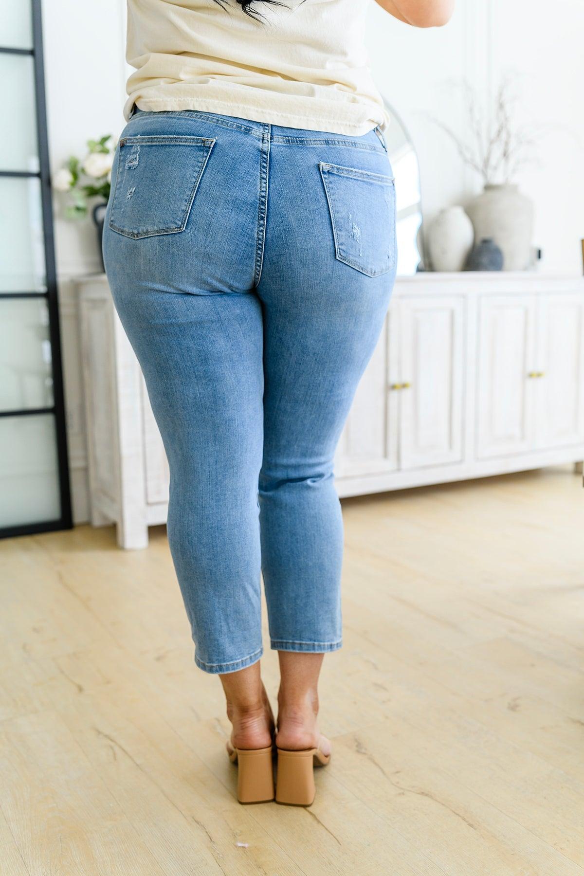 Florence High Waist Destroyed Boyfriend Jeans - KASH'S BOUTIQUE