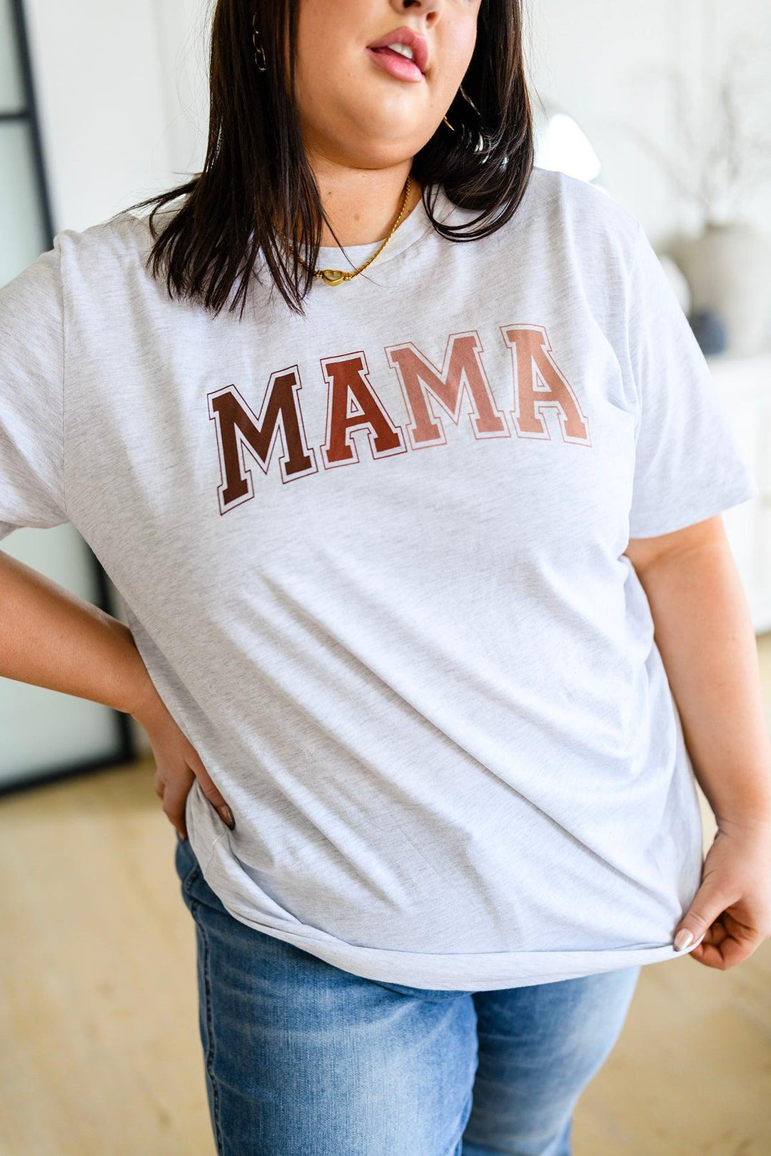 Mama Graphic Tee - KASH'S BOUTIQUE