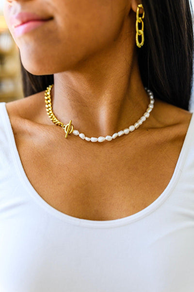 Pearl Moments Necklace - KASH'S BOUTIQUE