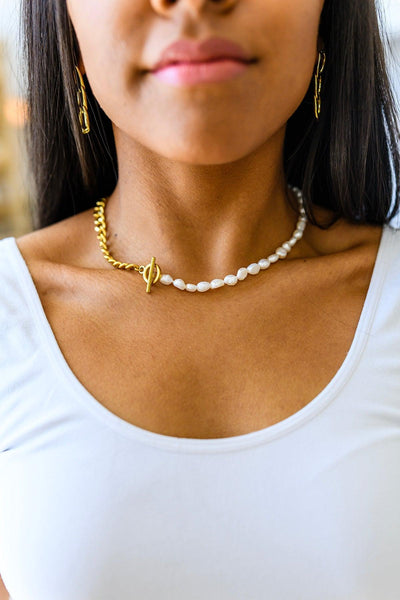 Pearl Moments Necklace - KASH'S BOUTIQUE